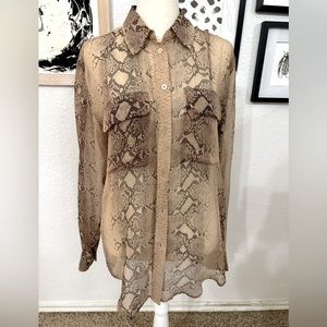 Equipment Femme tunic button down snake print